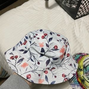 Bucket hats
